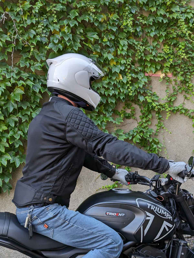 Arai Contour-X Helmet