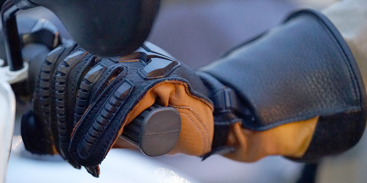 Lee Parks Design Sumo R Gauntlet Gloves