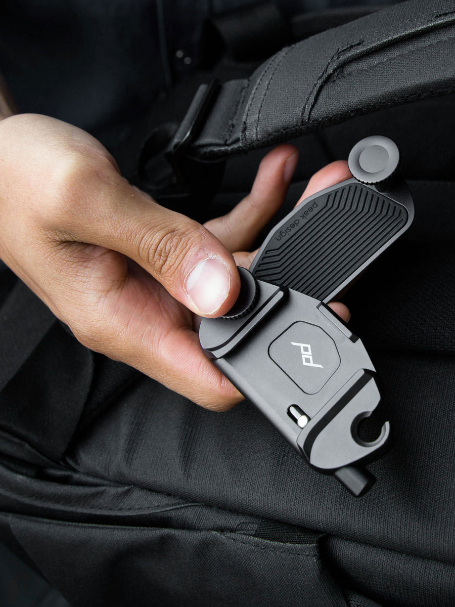 Peak Design Capture Clip V3 inkl. Plate silver a € 67,98 (oggi Peak Design Capture Clip V3 inkl. Plate silver a € 67,98 (oggi