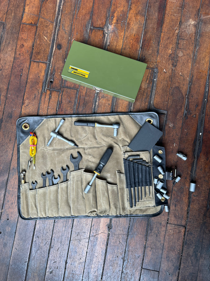 Union Garage Classic Tool Roll