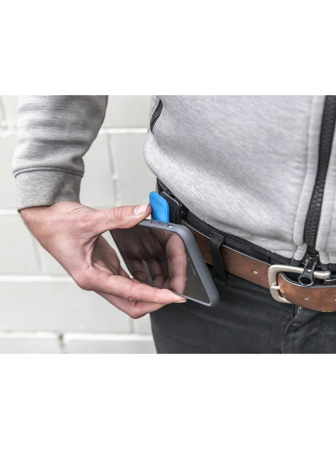 iPhone XR Quadlock Poncho, Case, Utility Clip (3-teilig) (Gebraucht) in Bern für CHF 25 - mit iPhone XR Quadlock Poncho, Case, Utility Clip (3-teilig) (Gebraucht) in Bern für CHF 25 - mit